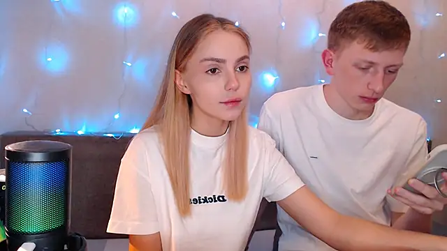 juliaanddima online show from 09-20-25, 10:04