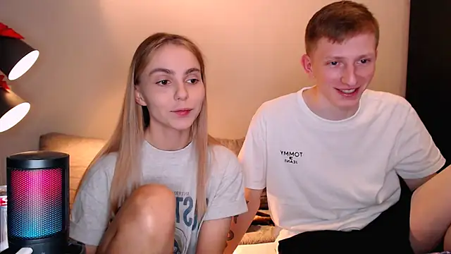 juliaanddima online show from 11-08-25, 09:40