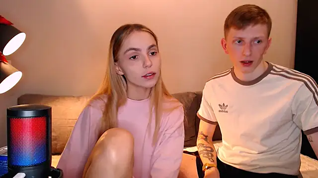 juliaanddima online show from 11-14-25, 10:13