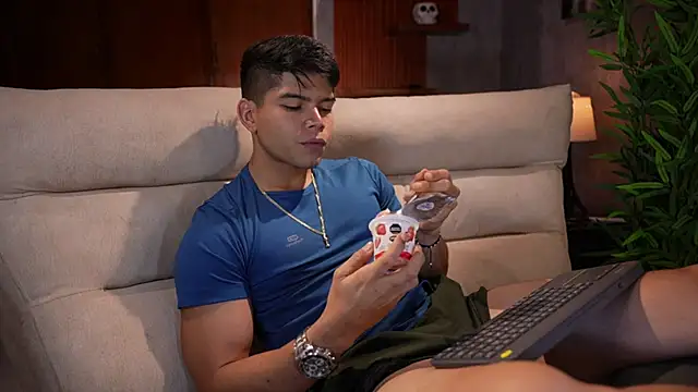 David capizzi  online show from 11-06-25, 12:20