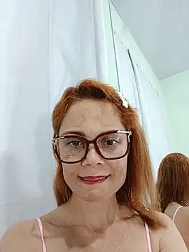 Snapshot of Meganlola chatting on 04-27-26, 08:40 Meganlola online show from 04-27-26, 08:40