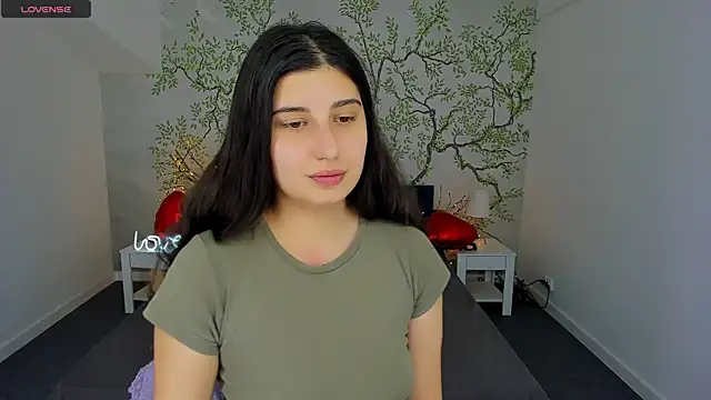 Snapshot of Linda_EX chatting on 02-13-25, 07:13 Linda EX online show from 02-13-25, 07:13