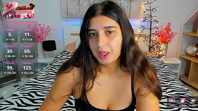 Snapshot of Linda_EX chatting on 10-15-25, 06:00 Linda EX online show from 10-15-25, 06:00