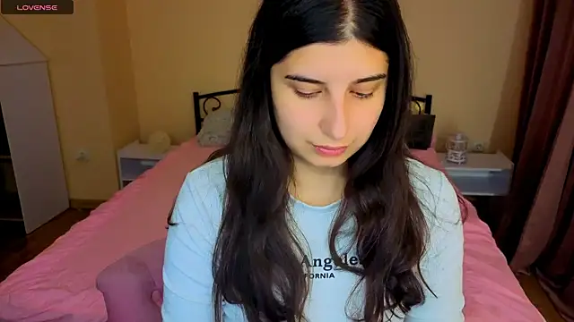 Linda EX online show from 06-02-26, 06:02