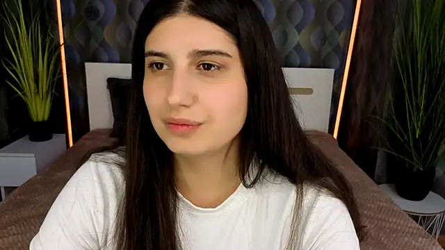 Linda EX online show from 03-23-26, 10:04