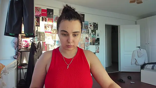 Snapshot of Tenderalise chatting on 01-18-25, 12:36 Tenderalise online show from 01-18-25, 12:36