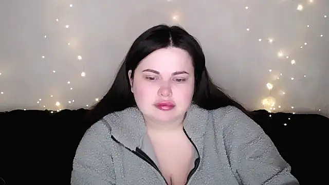 Emily Mo online show from 03-17-26, 07:00