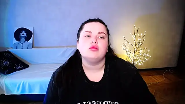 Emily Mo online show from 06-03-26, 05:41