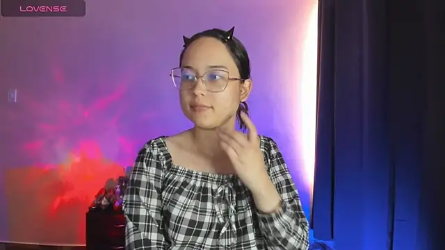 shantalc3rezo online show from 11-13-25, 06:01