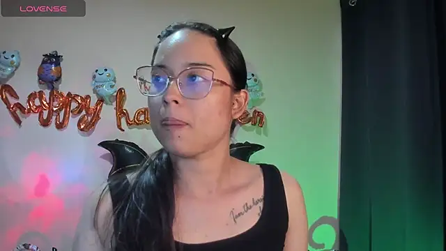 shantalc3rezo online show from 10-22-25, 08:52