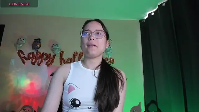 shantalc3rezo online show from 10-28-25, 08:08