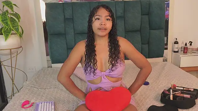 Anais aradia online show from 05-21-26, 07:06