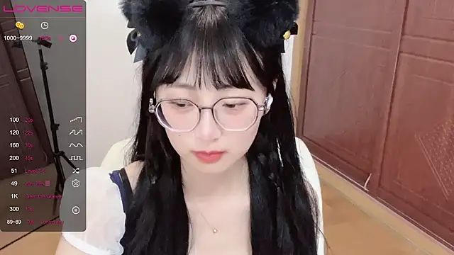 Snapshot of 4uoki chatting on 01-29-25, 10:53 4uoki online show from 01-29-25, 10:53