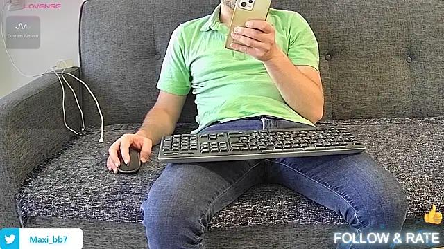 Snapshot of ydk__7 chatting on 06-14-26, 01:34 ydk 7 online show from 06-14-26, 01:34