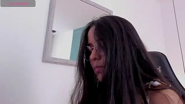 lucy blue28 online show from 04-14-26, 12:54