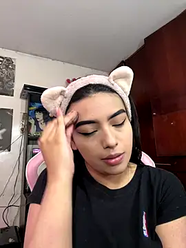 eva six online show from 10-29-25, 05:45