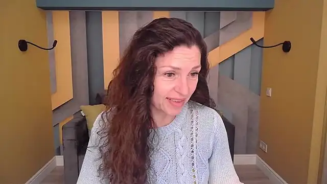 EllaLong online show from 04-19-26, 11:44