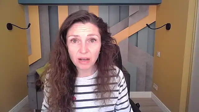 EllaLong online show from 03-26-26, 12:25