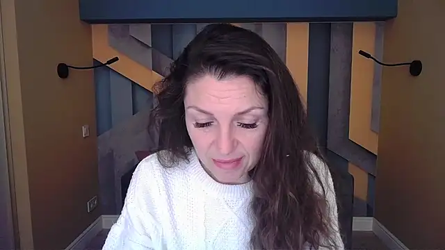 EllaLong online show from 01-19-26, 12:31