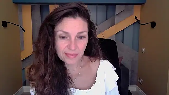 EllaLong online show from 09-15-25, 11:32