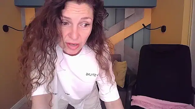 EllaLong online show from 05-24-26, 11:43