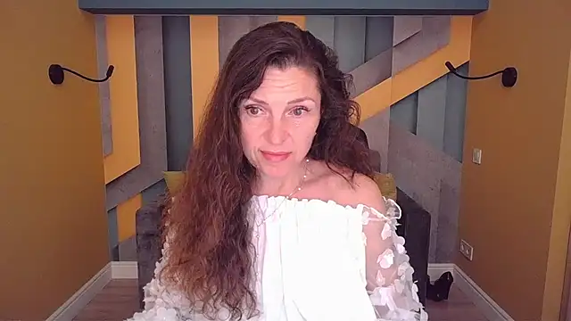 EllaLong online show from 05-22-26, 11:30