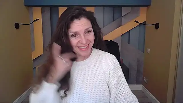 EllaLong online show from 12-18-25, 07:18