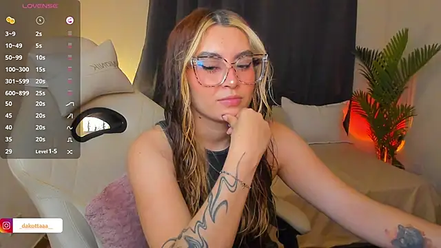dakottaa  online show from 05-31-26, 12:05