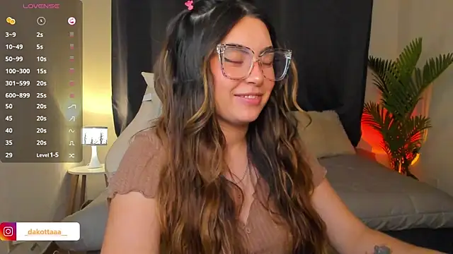 dakottaa  online show from 03-24-26, 11:38