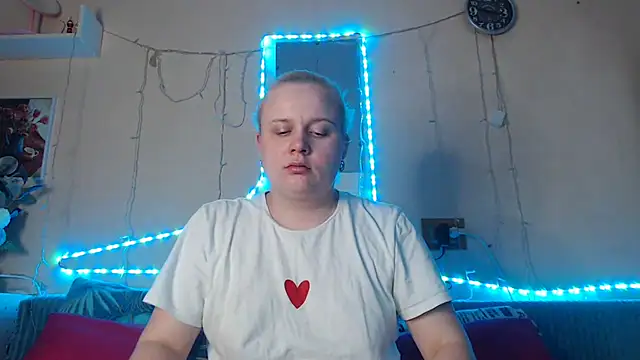 Snapshot of Karolina_love_ chatting on 01-10-25, 11:29 Karolina love  online show from 01-10-25, 11:29