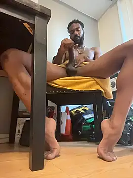 Snapshot of fulsome_change223 chatting on 10-22-25, 09:24 fulsome change223 online show from 10-22-25, 09:24