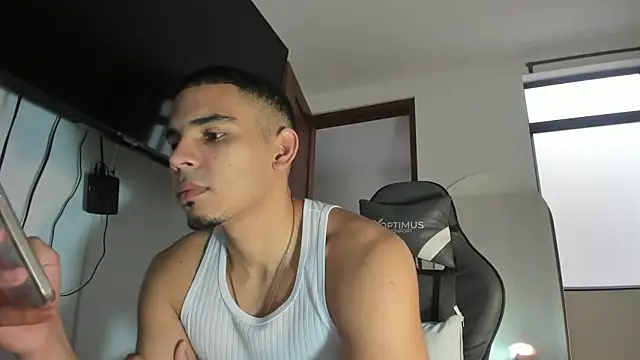 Snapshot of joss_111 chatting on 02-19-26, 12:02 joss 111 online show from 02-19-26, 12:02