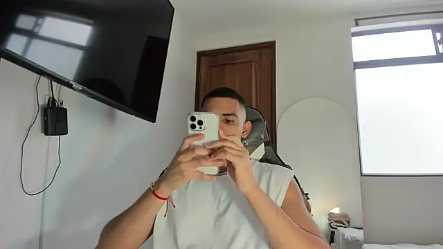 Snapshot of joss_111 chatting on 02-01-26, 04:38 joss 111 online show from 02-01-26, 04:38