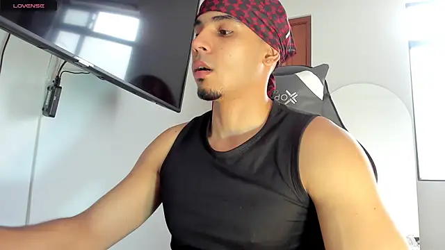 joss 111 online show from 09-19-25, 02:43