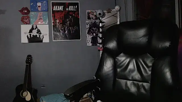 DanelyLopez online show from 10-14-25, 01:17