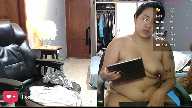 DanelyLopez online show from 05-13-26, 01:12