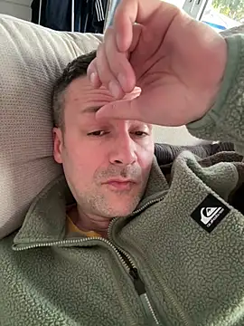 Snapshot of Adis1984Ger chatting on 03-21-26, 04:55 Adis1984Ger online show from 03-21-26, 04:55