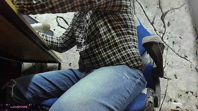 Maxi TheBigDaddy online show from 11-27-25, 05:13