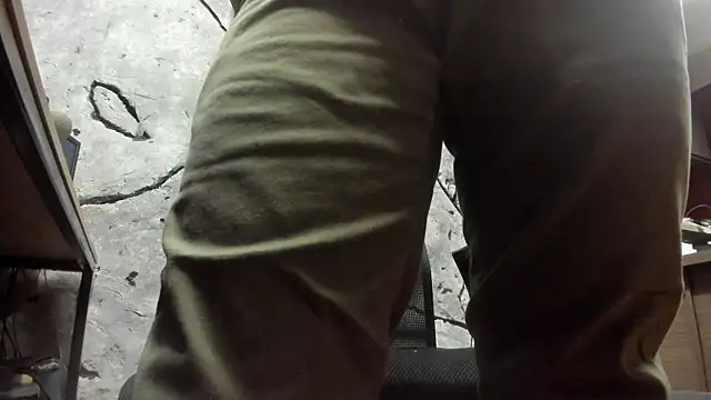 Maxi TheBigDaddy online show from 10-30-25, 11:08