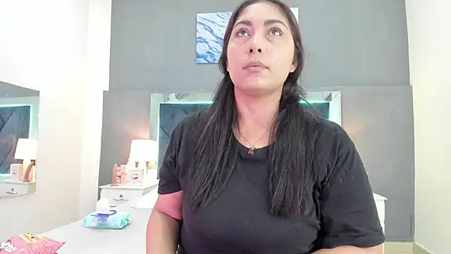 Lauralove 69 online show from 02-07-26, 08:39