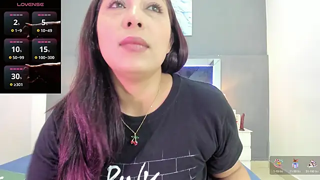 Lauralove 69 online show from 03-12-26, 07:51