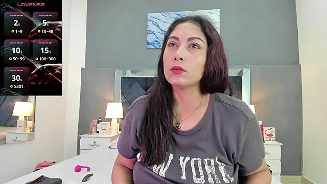 Lauralove 69 online show from 03-24-26, 09:15