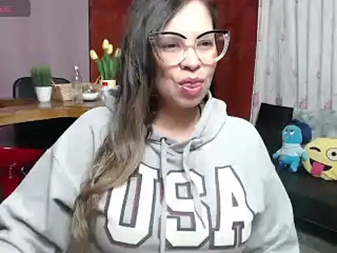 Snapshot of jademoomsm chatting on 02-06-26, 04:30 jademoomsm online show from 02-06-26, 04:30