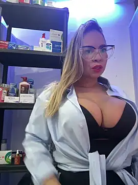 jademoomsm online show from 04-11-26, 11:52