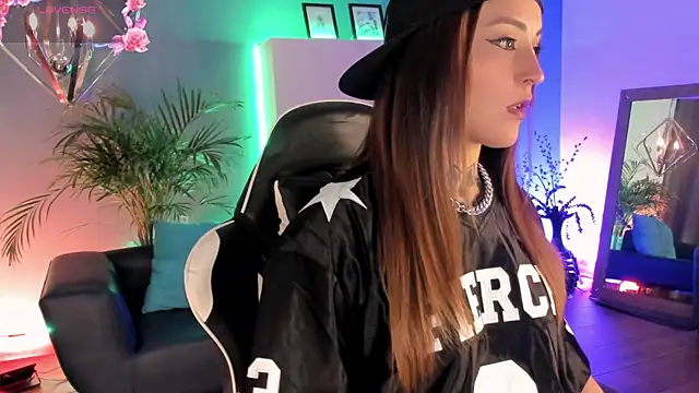 Megan inked online show from 01-10-26, 02:51