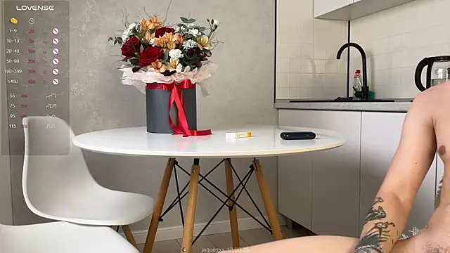 Snapshot of Jaquesxxx chatting on 03-10-25, 04:46 Jaquesxxx online show from 03-10-25, 04:46