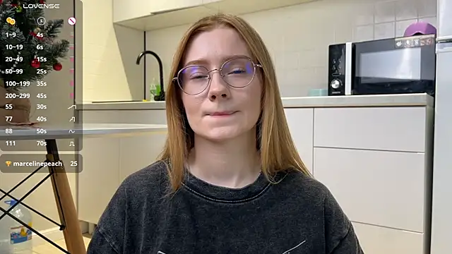 Snapshot of Jaquesxxx chatting on 01-09-25, 04:17 Jaquesxxx online show from 01-09-25, 04:17