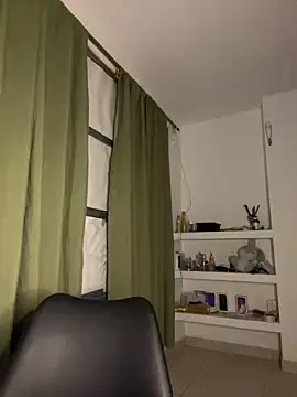 Snapshot of Cat2525 chatting on 01-19-25, 02:25 Cat2525 online show from 01-19-25, 02:25