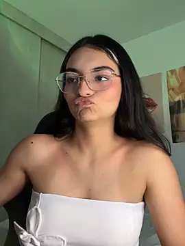 Cat2525 online show from 04-04-26, 10:05