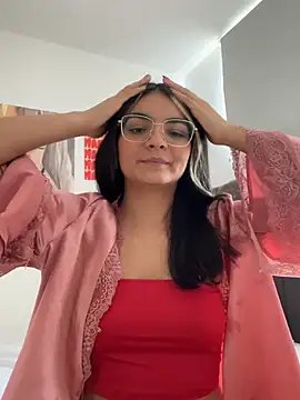 Snapshot of Cat2525 chatting on 02-18-26, 06:26 Cat2525 online show from 02-18-26, 06:26